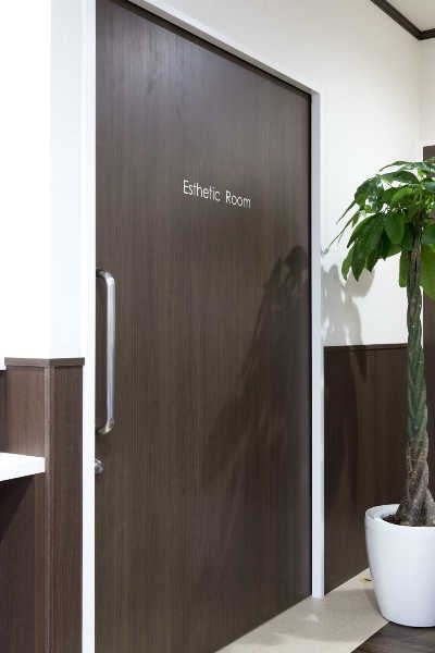 エステティックルーム入り口